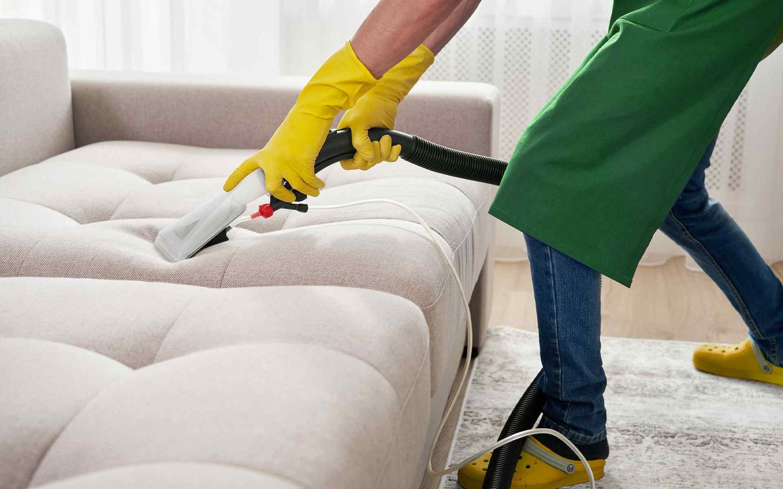 Deep Cleaning vs. Regular Cleaning: What’s the Difference?